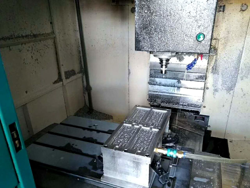 力勁鉆攻機是不是臺灣產的?