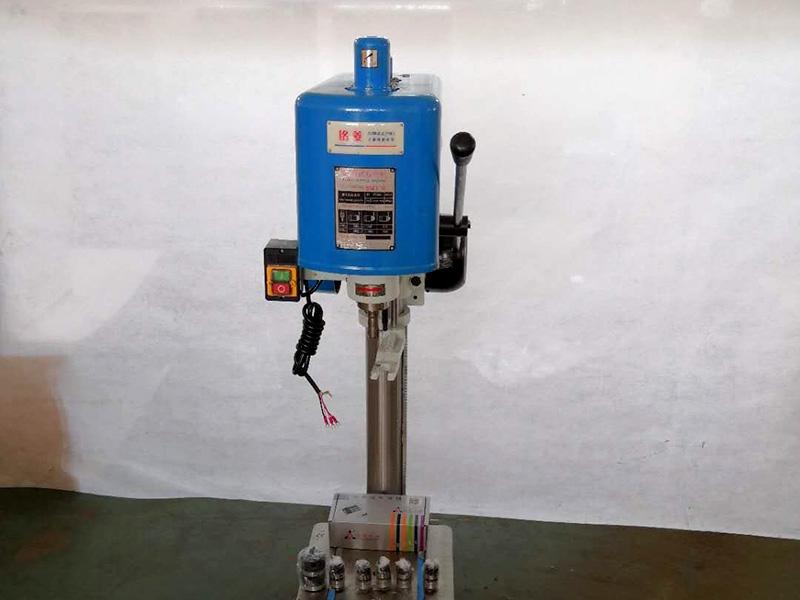 臺式鉆攻攻絲機為何老是斷?解決辦法!